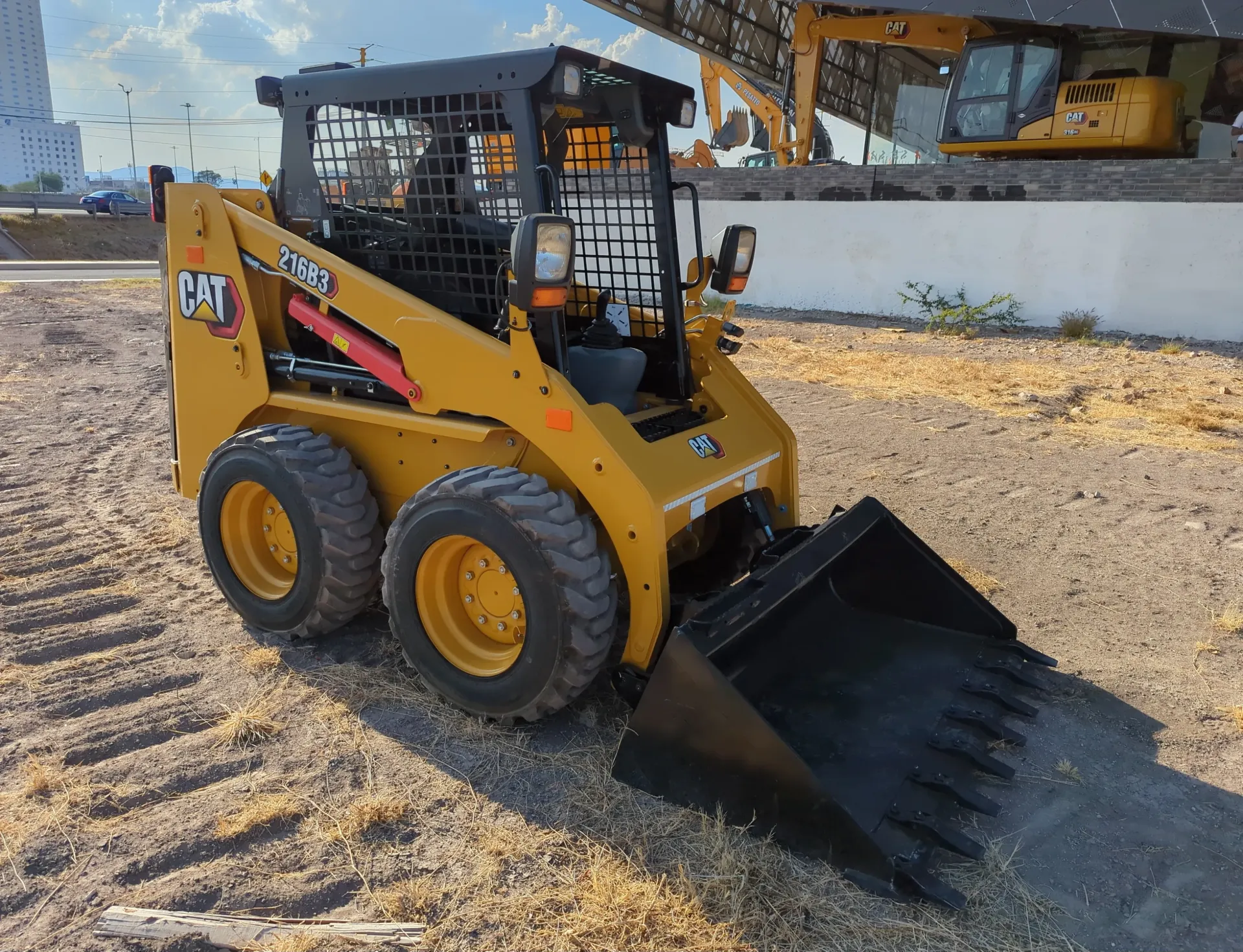 2025 CATERPILLAR 216B3