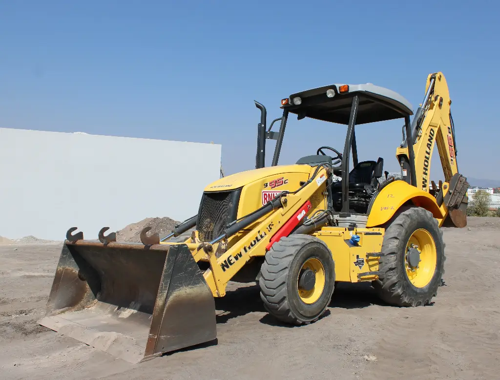 2015 NEW HOLLAND B95C 4x4