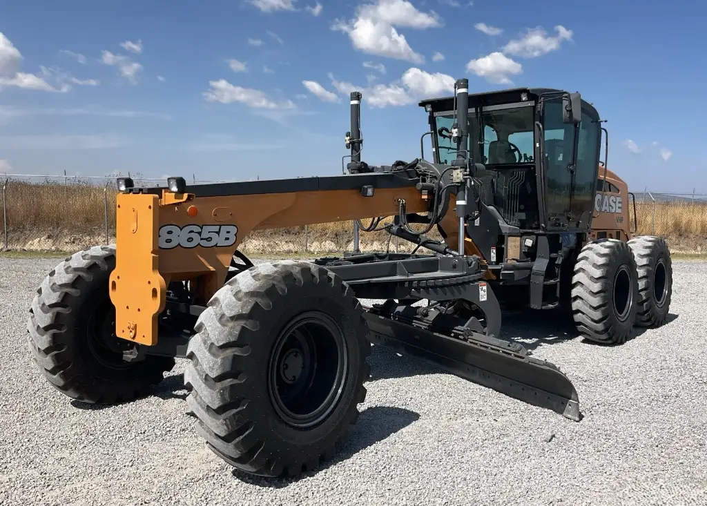 2018 CASE 865B