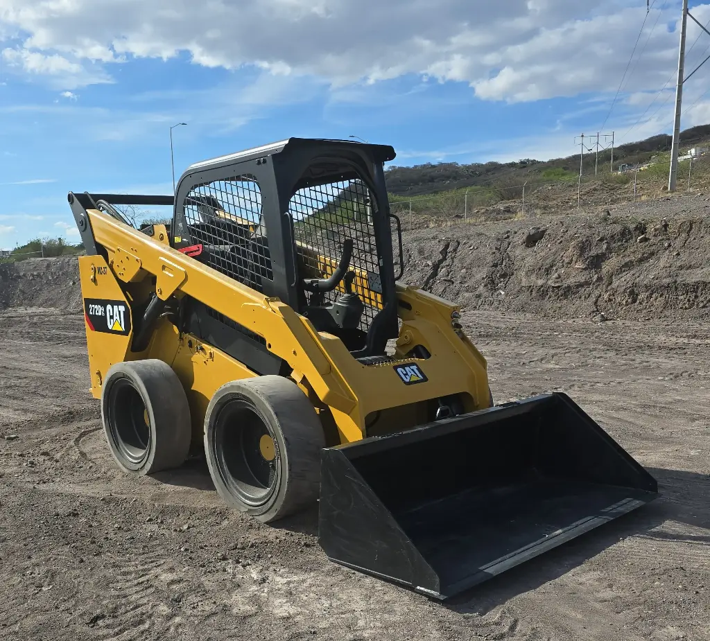 2018 CATERPILLAR 272D2