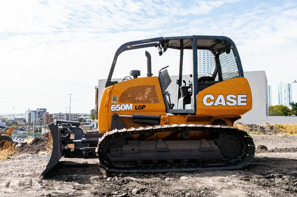 2018 CASE 650M LGP Uso: 5,465 hrs