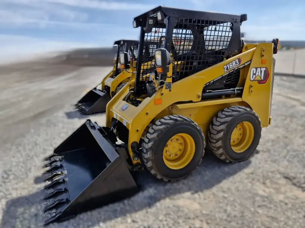 2025 CATERPILLAR 216B3