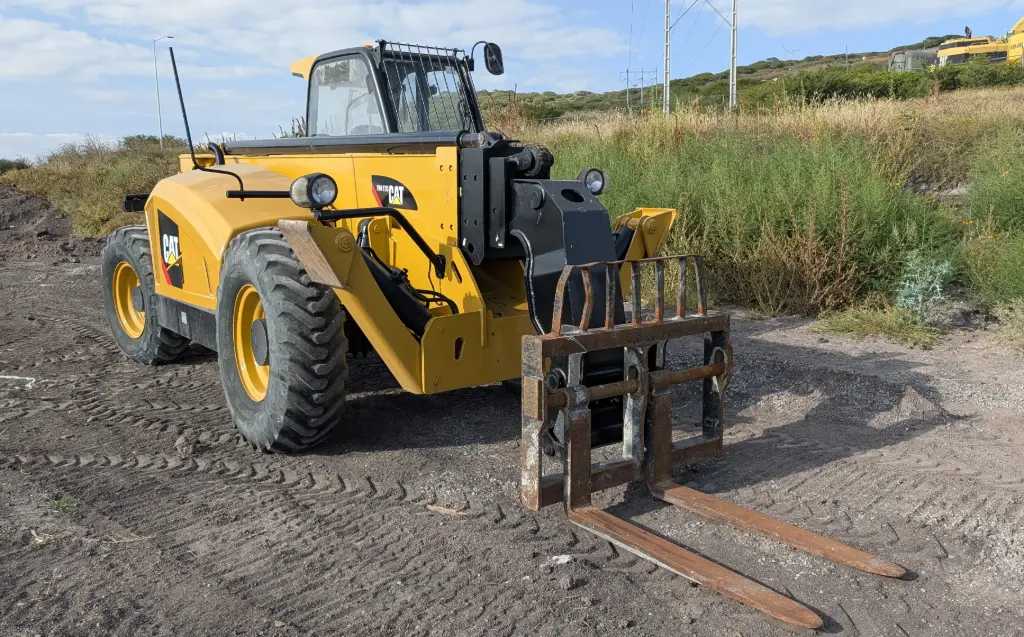 2016 CATERPILLAR TH417CGCLRC