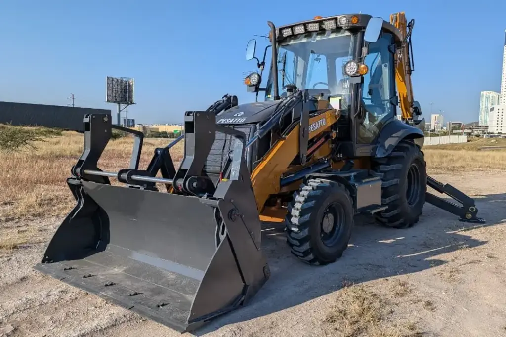 RETROEXCAVADORA PESATTO B80W-N