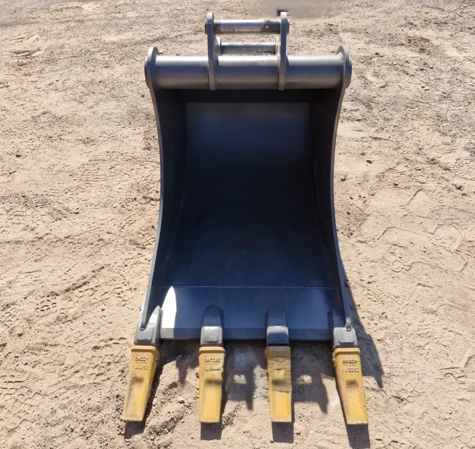 CUCHARON IACMAQ IAC72910 28"