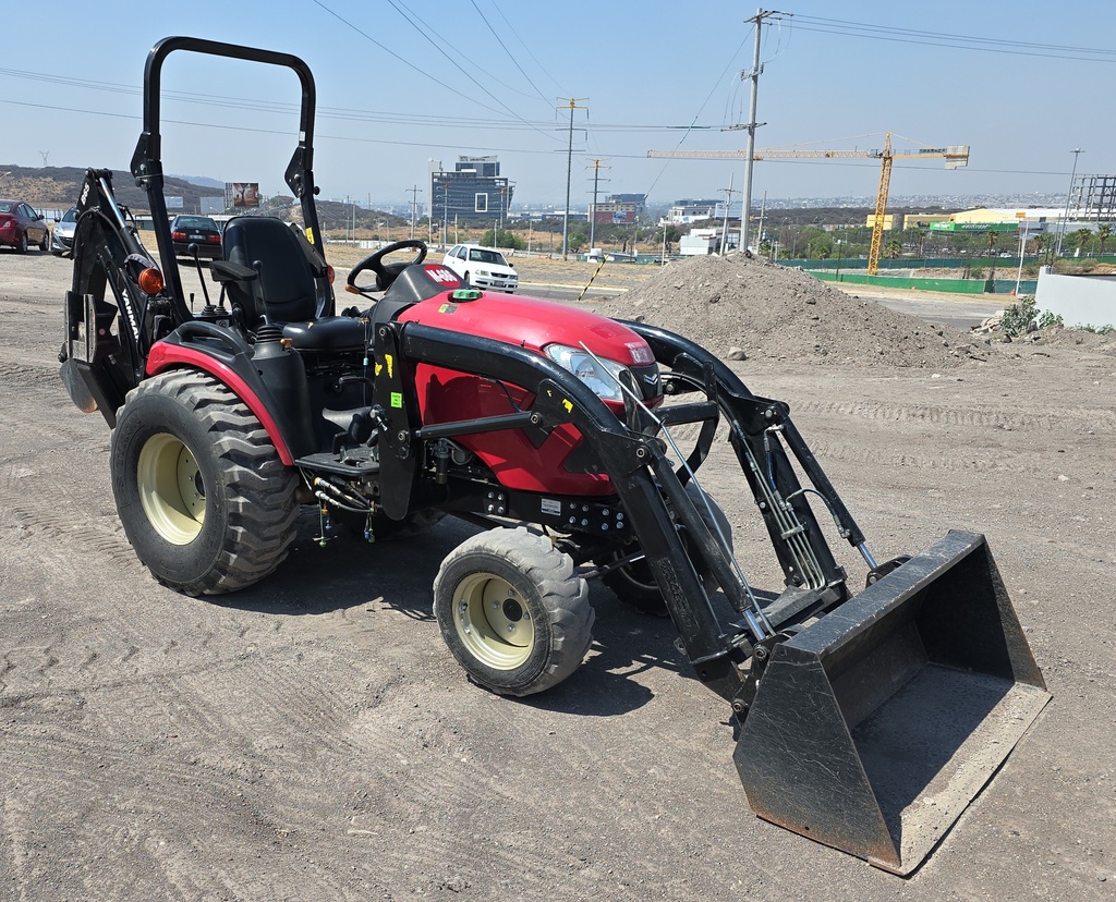 2019 YANMAR SA24 4WD