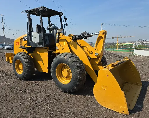 2014 CATERPILLAR 910K